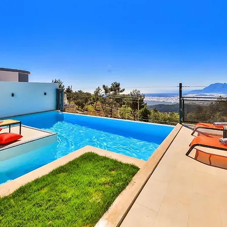 Villa Alyans فيلة *